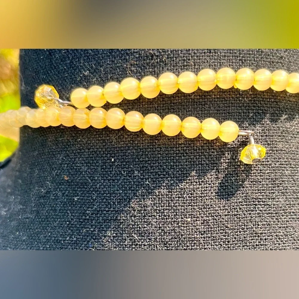 VTG 70s Yellow Shell  Like Statement Necklace Boho Chic Choker Handmade Jewelry